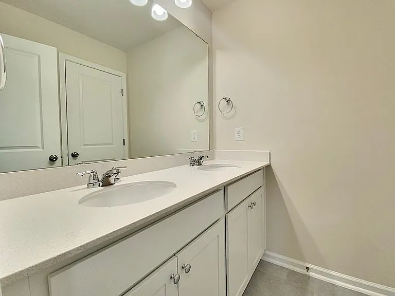 395 Glen Clova Dr — Photo 16
