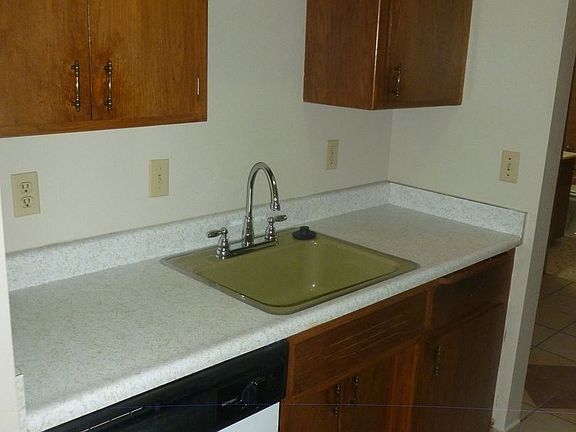 4th image of N84W15481 Menomonee Ave APT 13