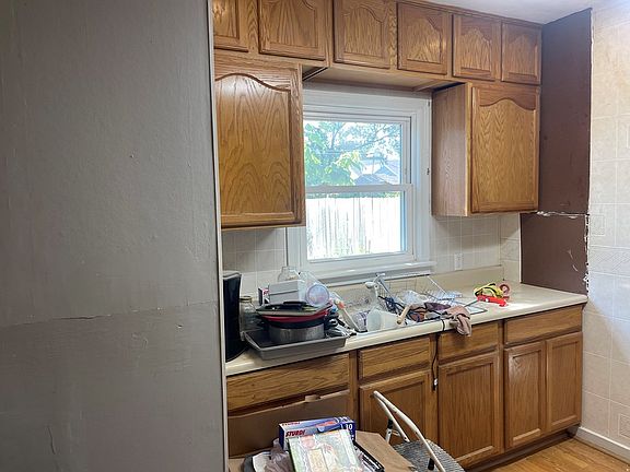4th image of 780-790 S 9th St