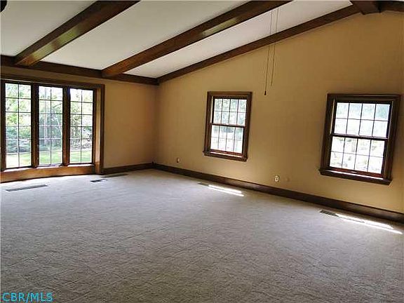 4th image of 5241 Locust Hill Ln