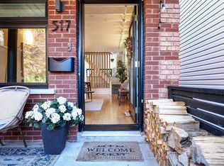 517 Crawford St, Toronto, ON M6G 3J9