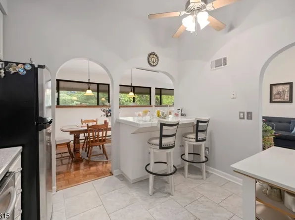 2 Hillside Ct, Union Twp., NJ 08809