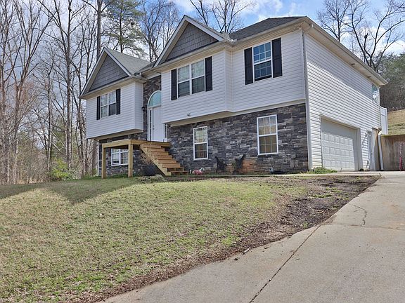 2nd image of 6137 Westchester Pl