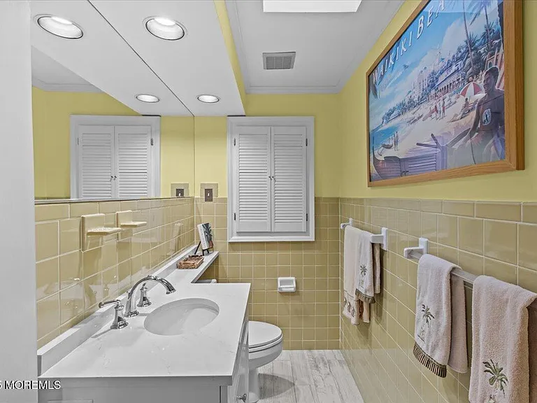 262 Sunset Ln — Photo 38