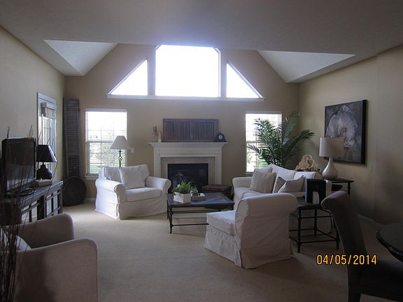 5th image of 10045 Juliana Cir