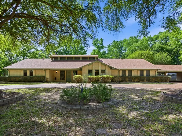 503 Christopher St, Quitman, TX 75783