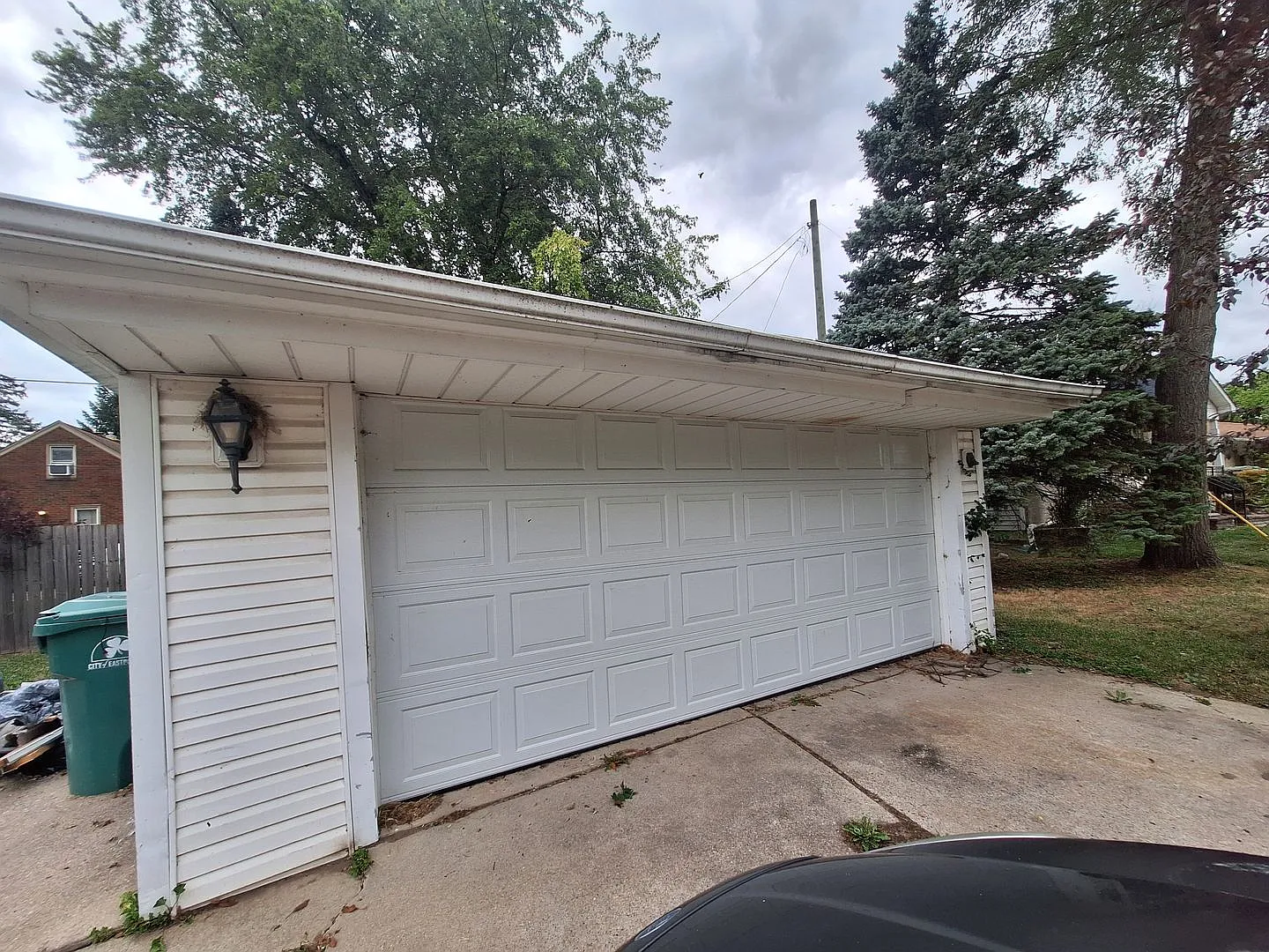 Adorable two bedroom home — Photo 4