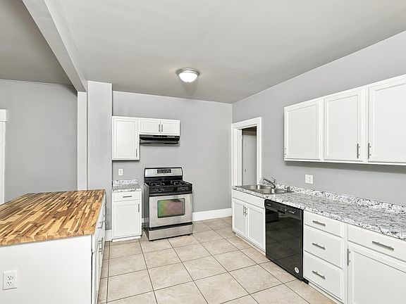 3rd image of 1236 N Boston Ave