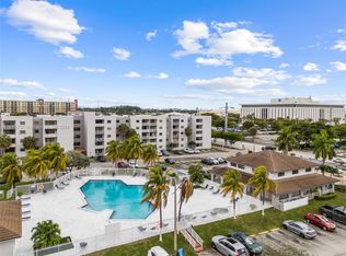 8075 NW 7th St APT 317, Miami, FL 33126