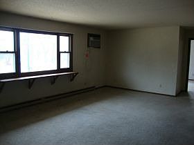 3rd image of 114 Lake Ave S #5B