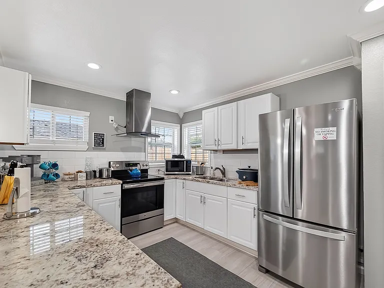 4907 Marietta Ln — Photo 6