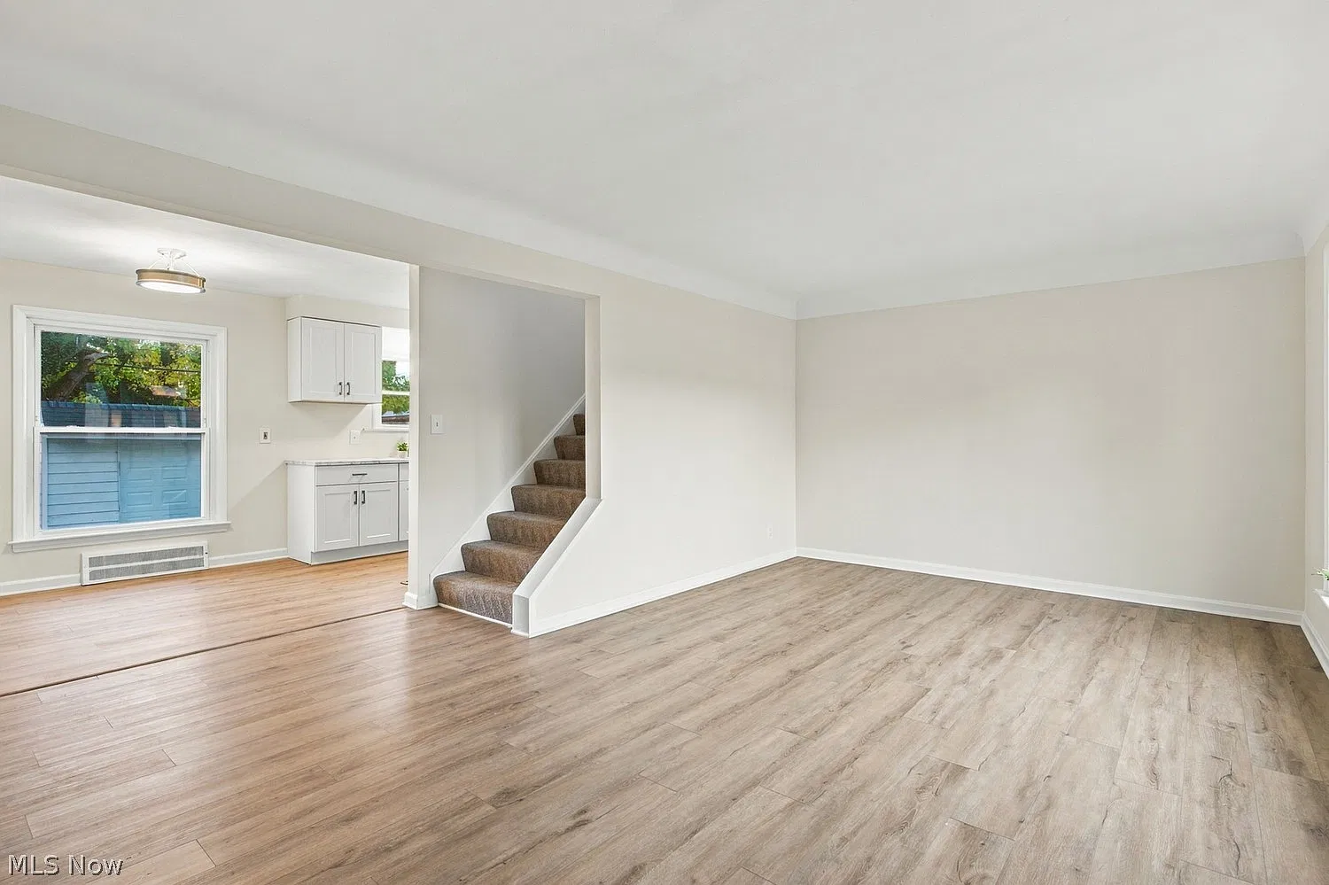 3 bed, 1.0 bath, 1746 sqft, $1,900 — Photo 4