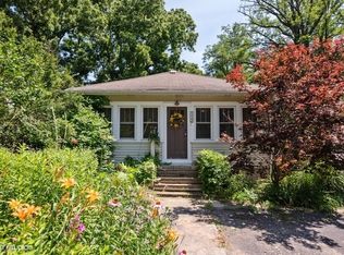 112 Park St, Algonquin, IL 60102