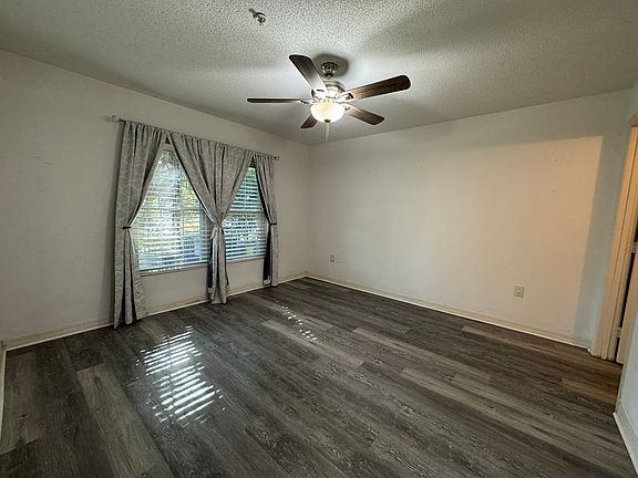 4th image of 4276 Calinda Ln APT 113