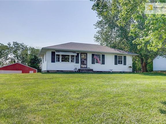 2nd image of 30405 E 315th St