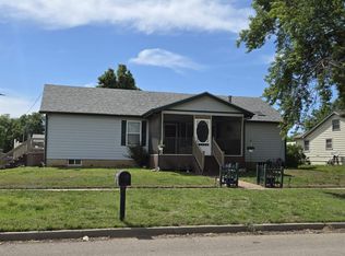 822 Maple St, Gypsum, KS 67448