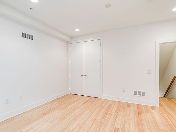 3rd image of 919 N 5th St Unit 13