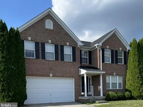 105 Seurat Ln, Martinsburg, WV 25403