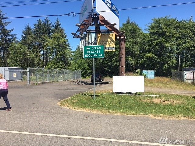 2nd image of 2304 State Route 109