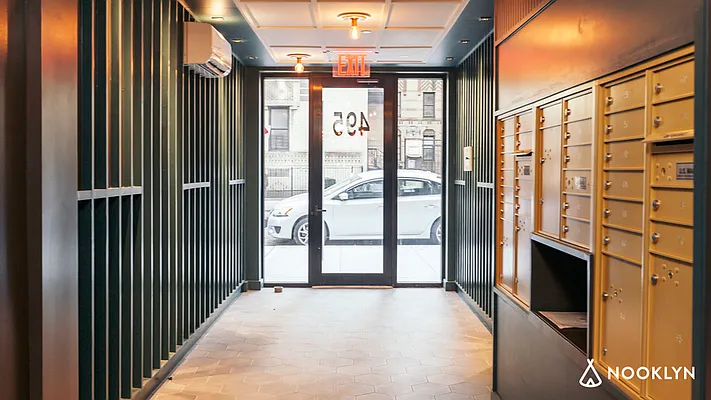 Rented by Nooklyn NYC LLC | media 31