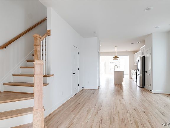 5th image of 715 N 31st St