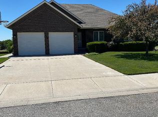 306 Cedar Ridge Dr, Cimarron, KS 67835