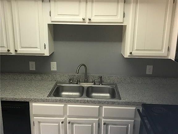 4th image of 2301 Balsam Dr APT M207
