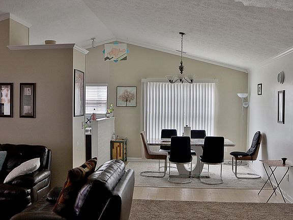 5th image of 5627 Prince Woods Cir