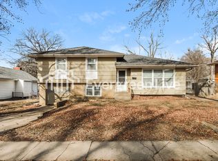 6704 E 100th St, Kansas City, MO 64134
