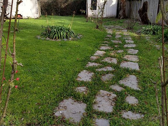 5th image of 2214 Stony Point Road