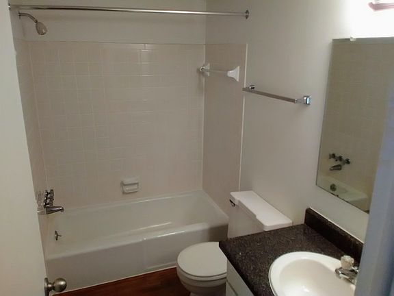 4th image of 23700 W Warren St #7666
