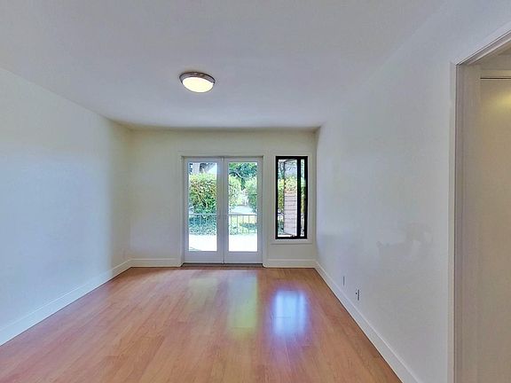 4th image of 3 Coraltree Ln
