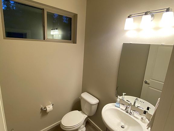 Powder room