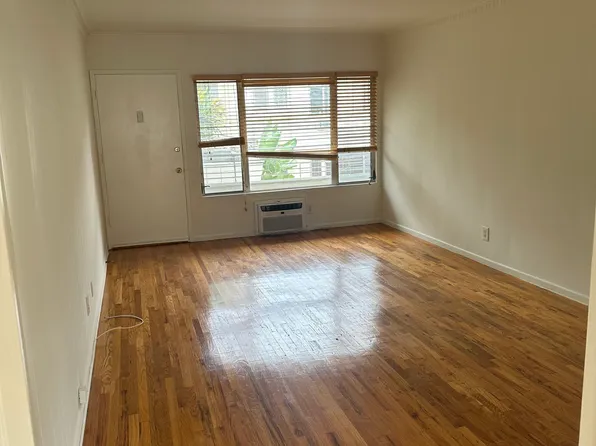 8218 De Longpre Ave APT 10, Los Angeles, CA 90046