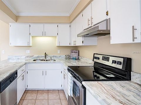 3rd image of 1357 Casa Park Cir