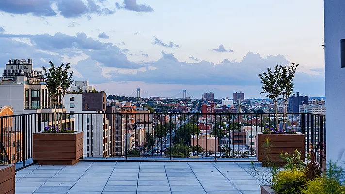 Rented by Nooklyn NYC LLC | media 17