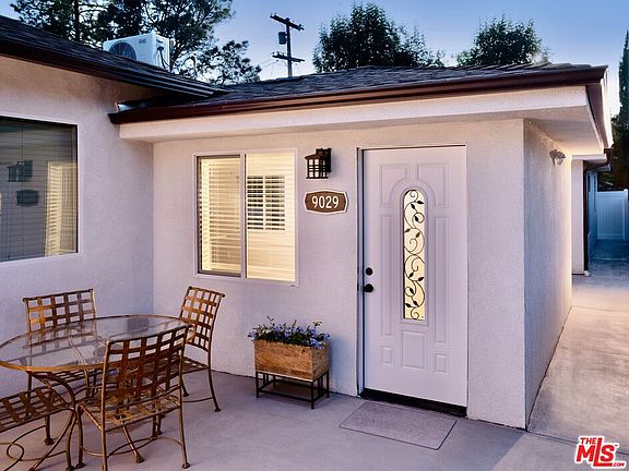 2nd image of 9027 Lindley Ave