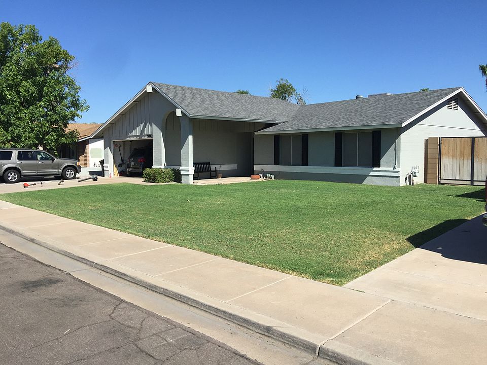 1st image of 2944 E El Moro Ave