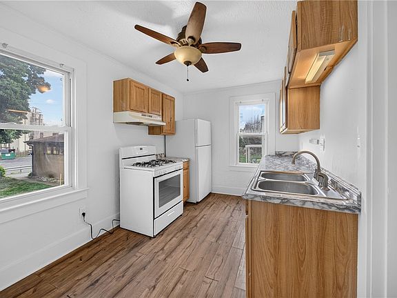 5th image of 224 Boden Ave