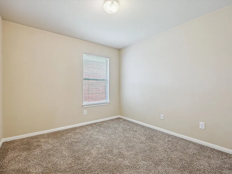 3813 Bandice Ln — Photo 12