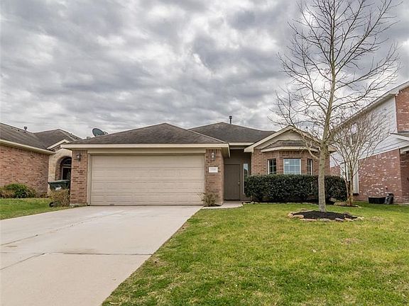 3rd image of 2209 Highland Crossing Dr