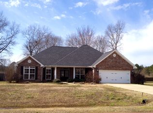 71 Terraceview Ln, Columbus, MS 39702