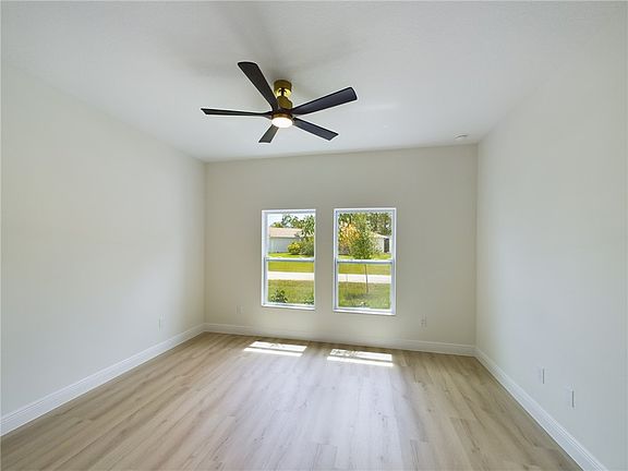 3rd image of 7875 102nd Ave