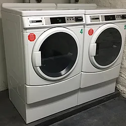 Rented by R New York