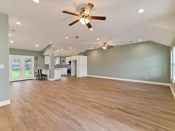 4th image of 3505 Heath Ln