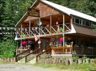 30 Premier Ave, Hyder, AK 99923