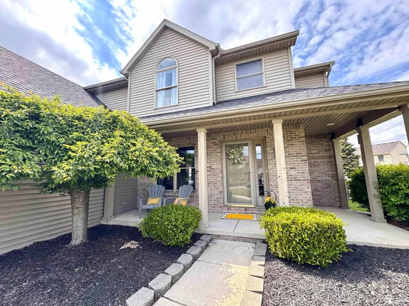 2823 Chapel Creek Dr, Lambertville, MI 48144