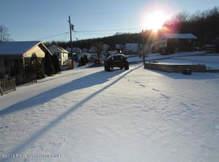 1301 Mine St, Old Forge, PA 18518