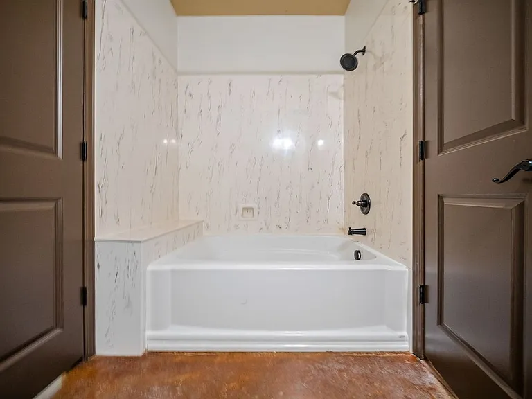 1930 N Reynolds Rd #103 — Photo 8