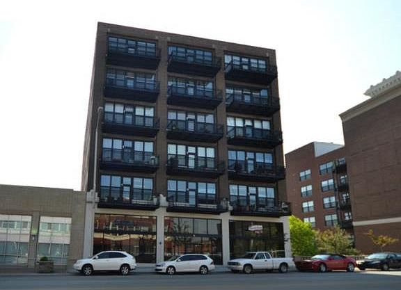 3rd image of 2015 Grand Ave Unit 525